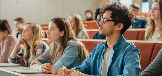 ¿Cómo adquirir un seguro estudiantil?